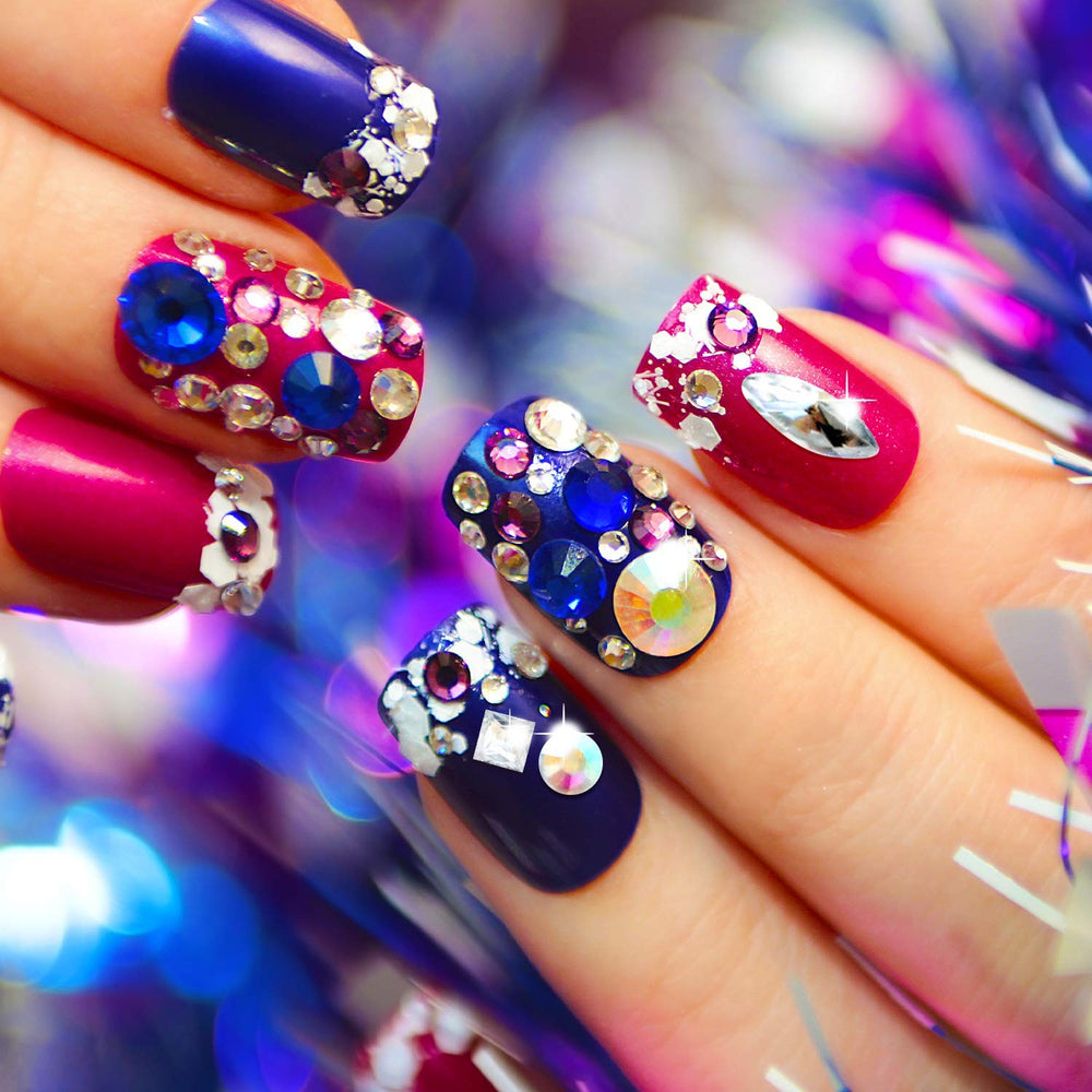 CoralBeau kit de arte de uñas: pegamento para uñas para fijar las decoraciones.