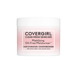 COVERGIRL Hidratante facial matificante, aplicación en la palma, fácil de distribuir.