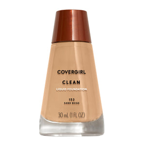COVERGIRL Fundación líquida Clean en Arena Beige 153 para un tono natural.