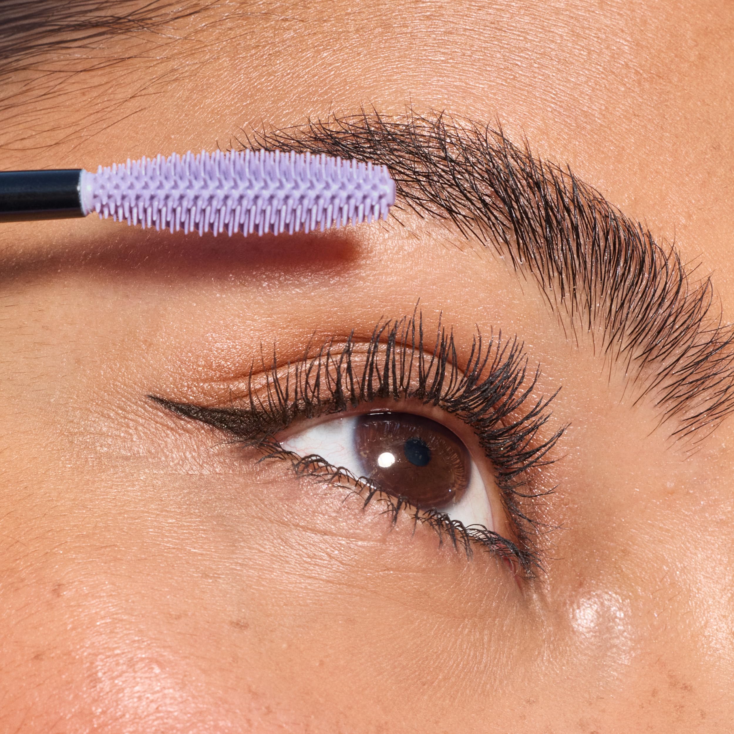 COVERGIRL Lash Blast Bond Mascara certificada por ética de pruebas y crueldad cero