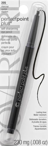 Delineador Covergirl con difuminador suave para un look ahumado.