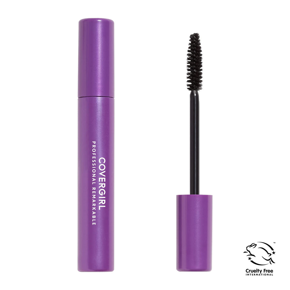 COVERGIRL Mascara Profesional con brocha recta para aplicación precisa.