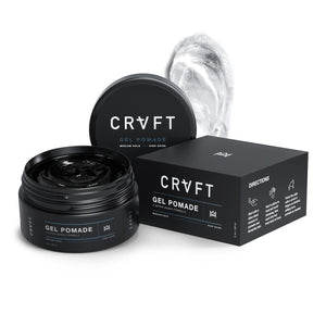 CRVFT Pomada Hair Craft Co. frasco vertido facilita aplicación controlada.