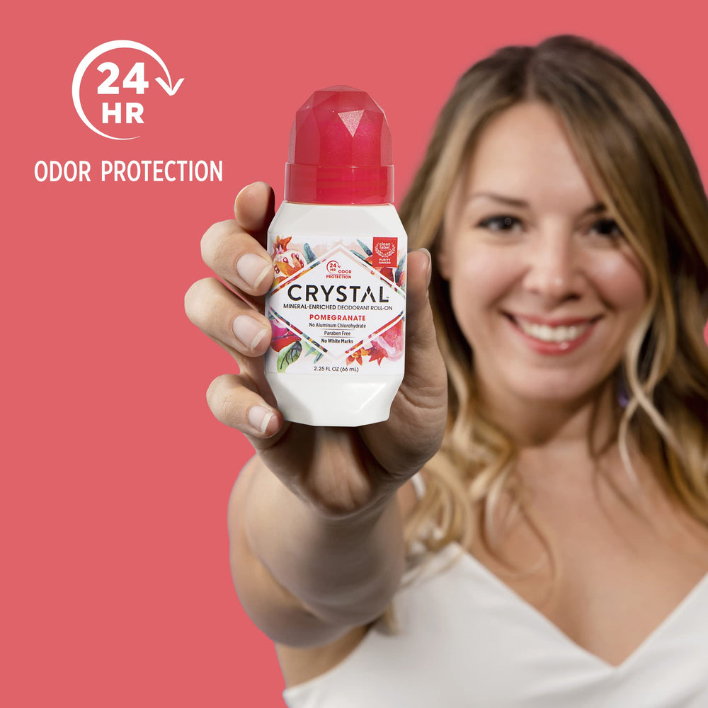 Aplicador roll-on suave de Crystal Essence facilita la aplicación.