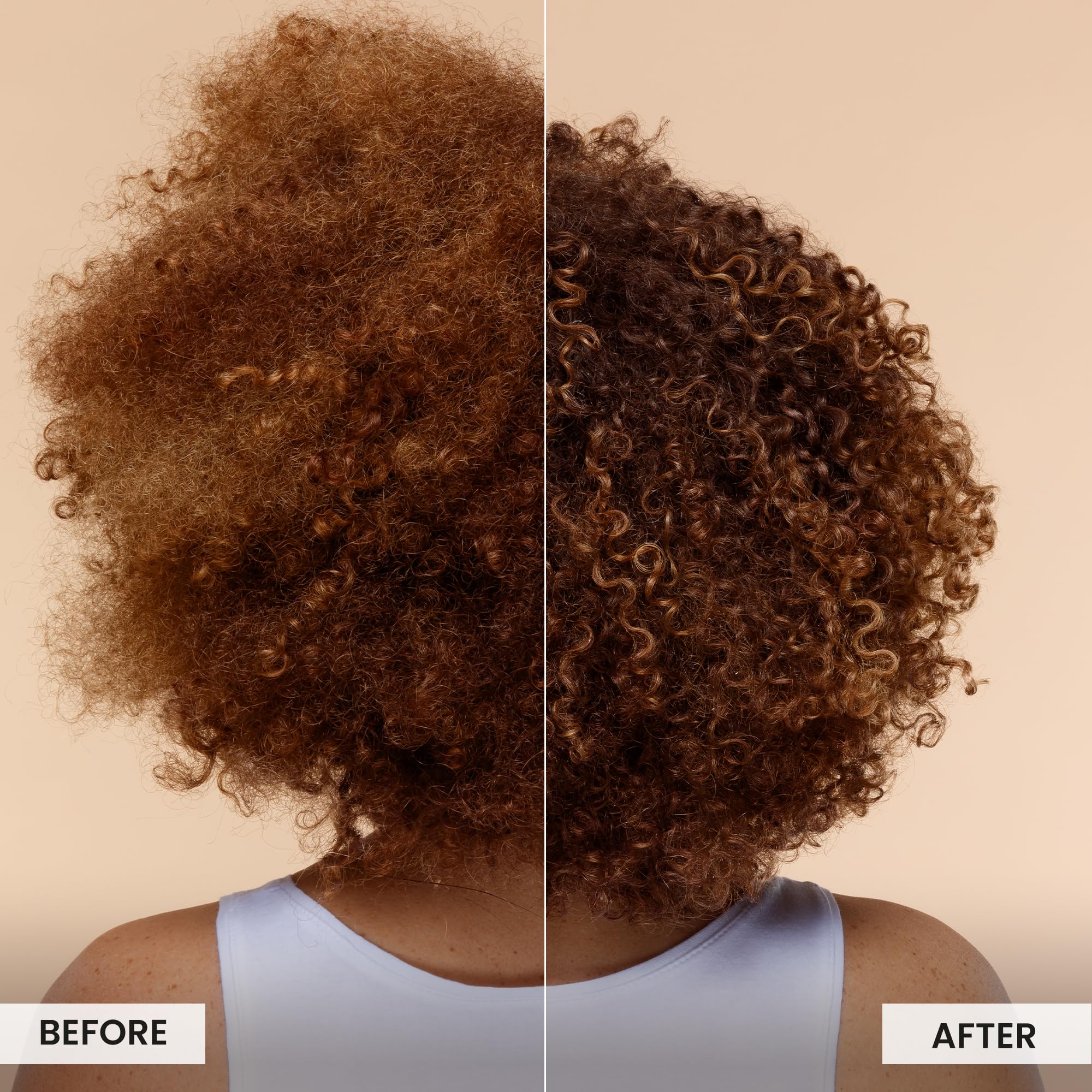 CURLSMITH Bond Curl Rehab Salve, aplicación en manos, textura cremosa para pre-lavado.