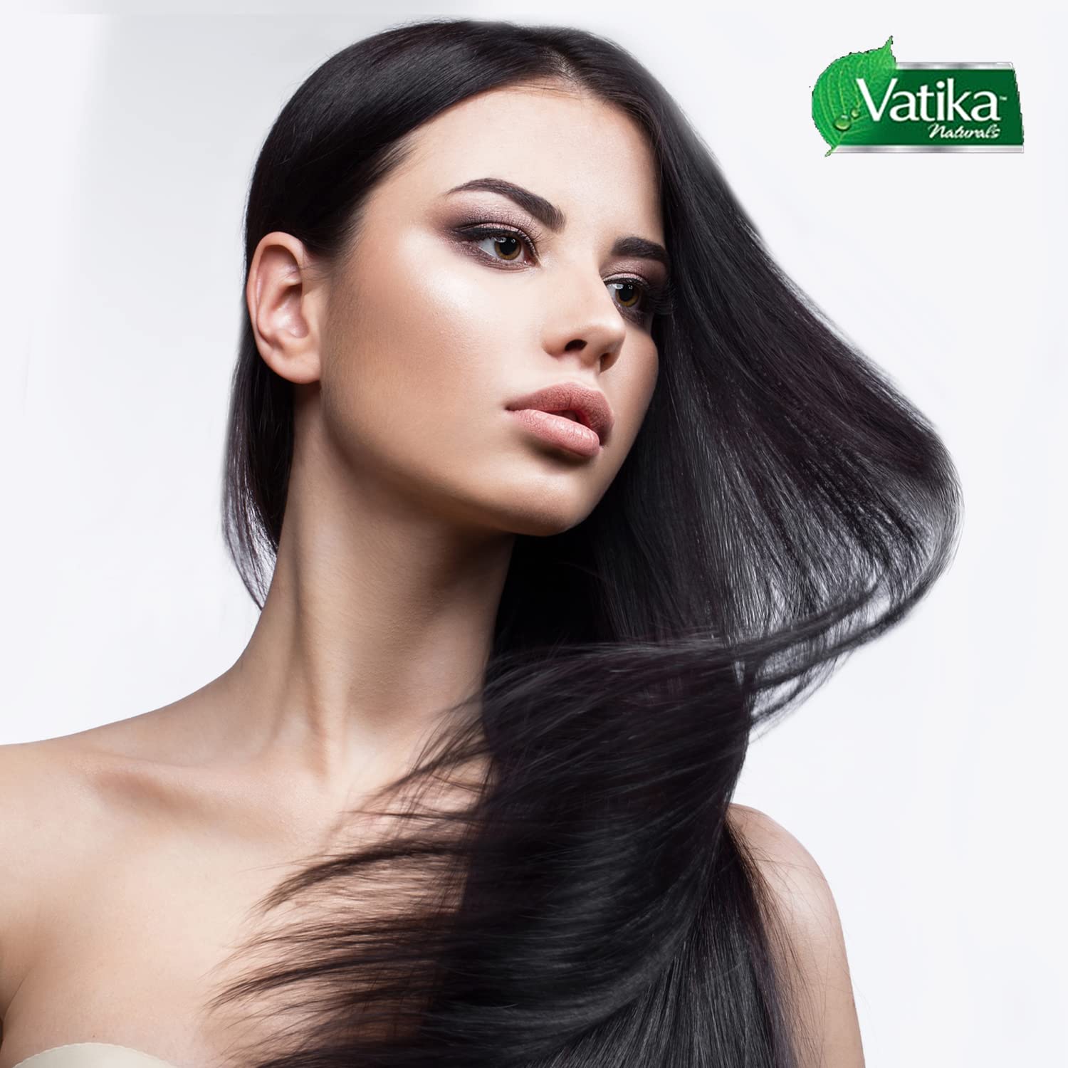 Dabur Vatika Naturals acabado suave y sedoso de raíz a puntas.