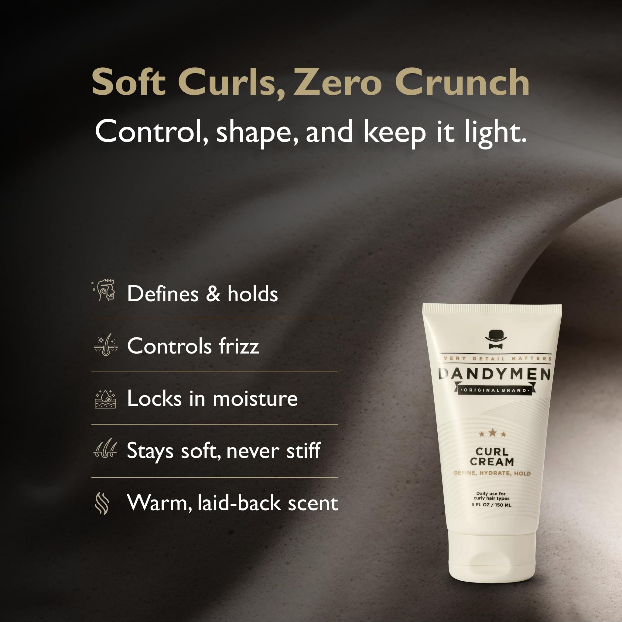 Aplicación de crema para rizos, definición suave y uso diario.
