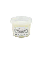 Davines LOVE Curl en bote, mascarilla para rizos hidratantes.