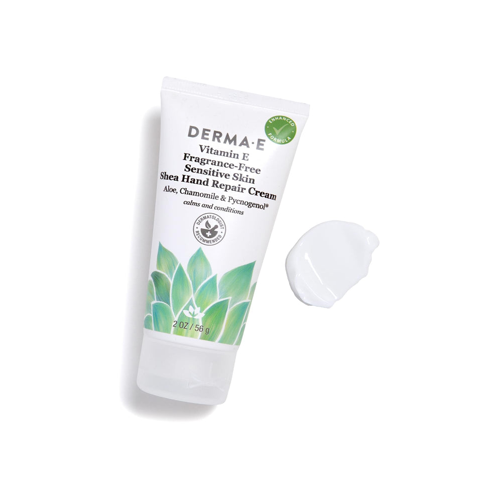 Manteca de karité nutre y suaviza manos secas con Derma E.
