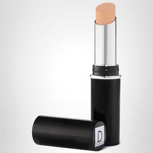 Dermablend Corrector en Barra, se integra con bases para un acabado uniforme.