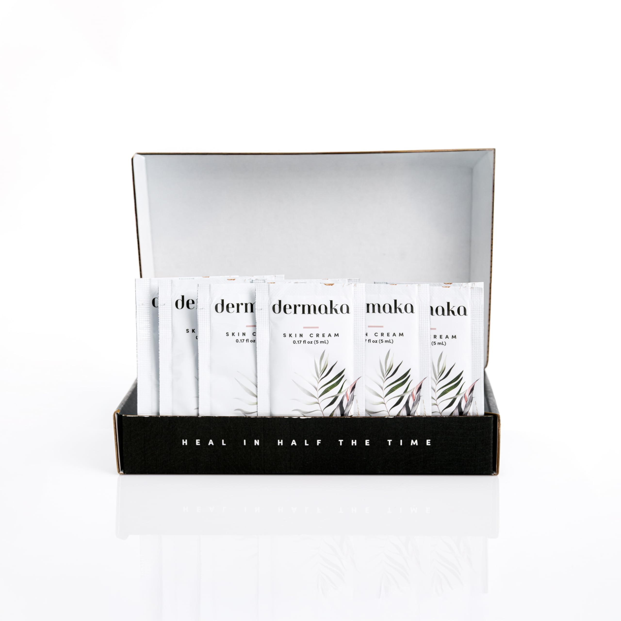 Dermaka crema reparadora en empaque de 5ml, práctico para viaje y uso diario.
