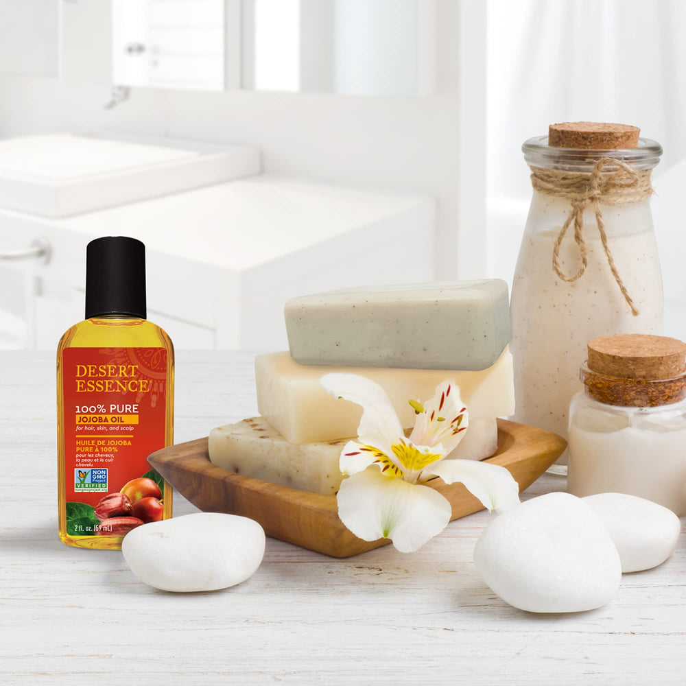 Desert Essence Aceite de Jojoba: desmaquillante suave y limpiador facial ligero.