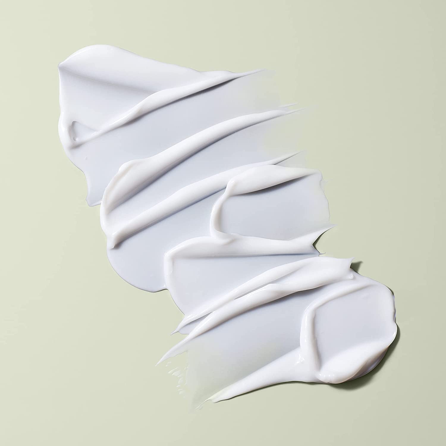 Rizos brillantes y suaves tras usar CurlBond Cozy Getaway