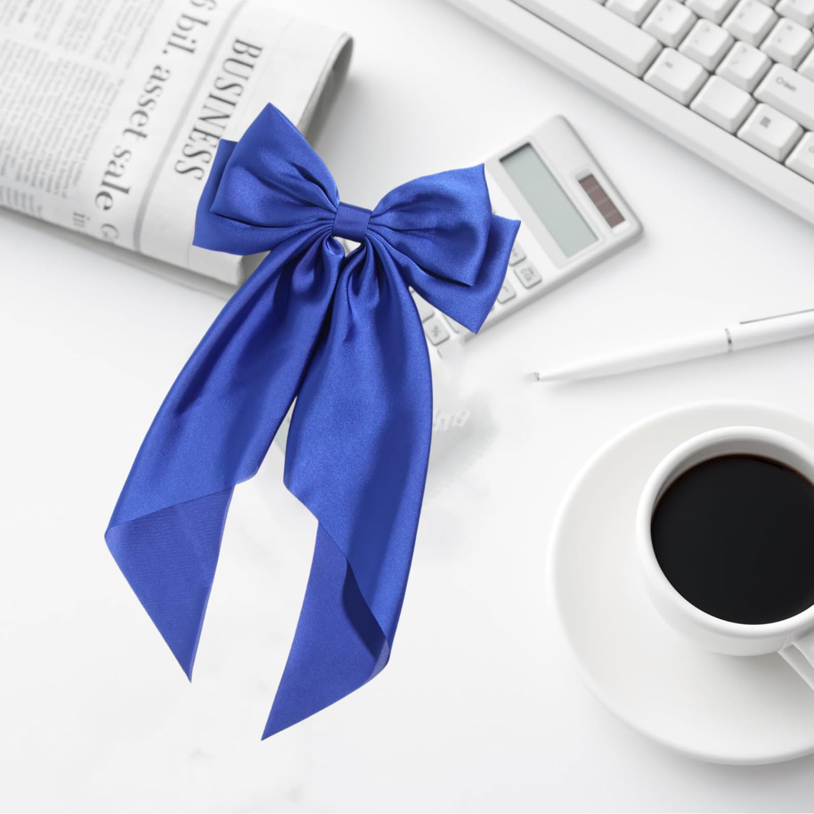Regalo perfecto Dladhict: lazo azul royal que realza cualquier atuendo.