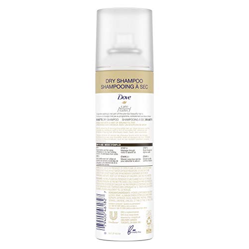 Dove Care Between Washes Dry Shampoo rocía en raíces para refrescar sin lavar.