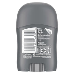 Envase reciclable del desodorante para consumo responsable.