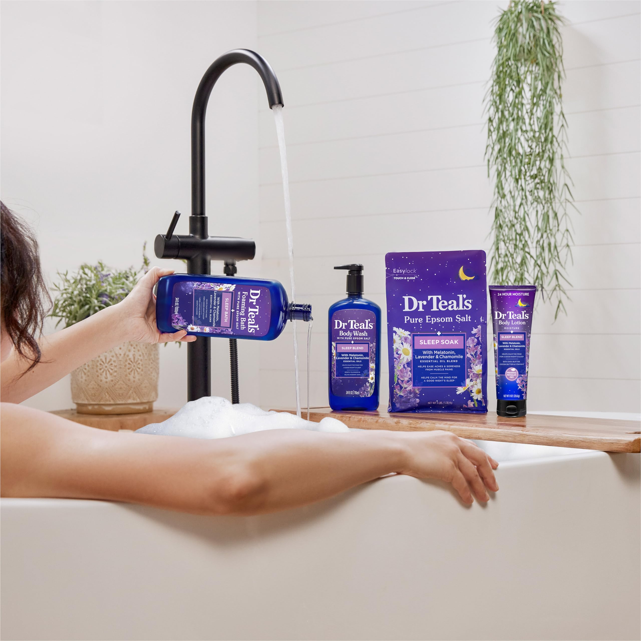 Dr Teal's Sleep Blend con aloe vera y vitamina E para piel suave.
