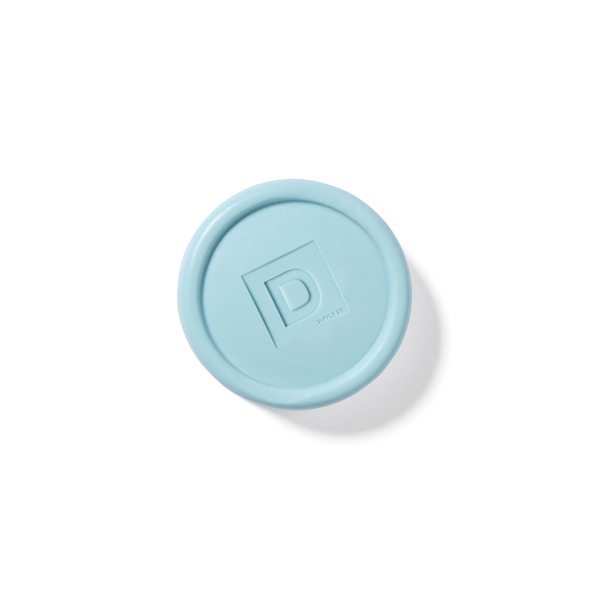 Duke Cannon Bar Soap Puck, diseño compacto, ideal para viajar.