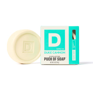 Duke Cannon Everlasting Jabón en pastilla Tropic Drift aroma tropical para revitalizar la ducha