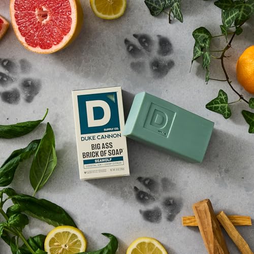 Duke Cannon Seawolf: espuma cremosa para una experiencia de lavado suave