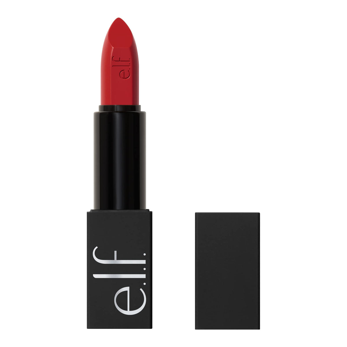 barra de labios e.l.f. O Face Satin con empaque magnetico para un look elegante