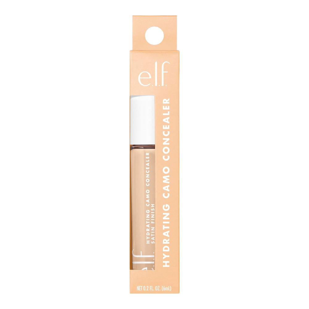 Corrector e.l.f. Hidratante Camo tono Arena Claro para un acabado natural.