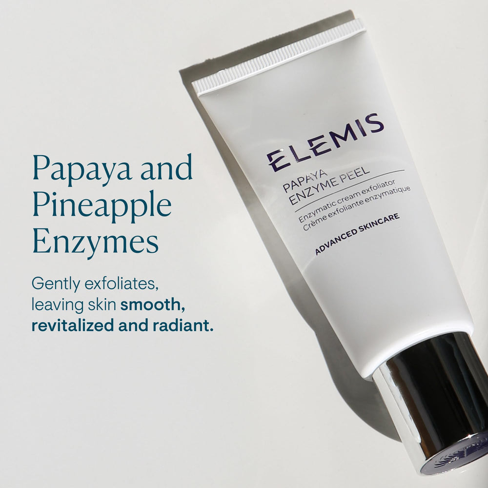 Aplicación facial suave de ELEMIS Papaya Enzyme Peel en rutina nocturna