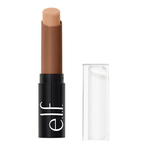 elf-exfoliador-labial-cafe: exfolia suavemente para preparar los labios para maquillaje