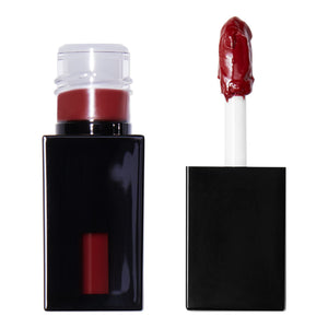 e.l.f. Glossy Lip Stain envase y textura con color suave
