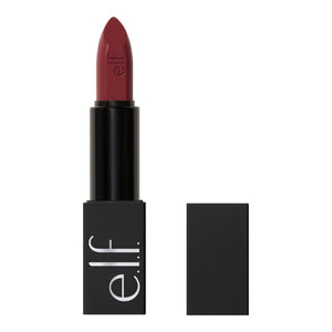e.l.f. O Face Satin Lipstick con empaque magnético para cierre seguro
