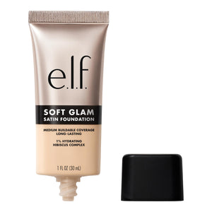 e.l.f. Soft Glam Foundation, botella elegante, acabado satinado y duradero.