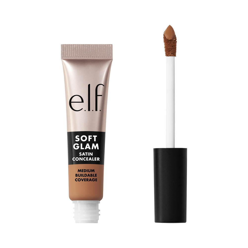 e.l.f. Soft Glam Satin Concealer facilita una aplicación precisa para cubrir ojeras.