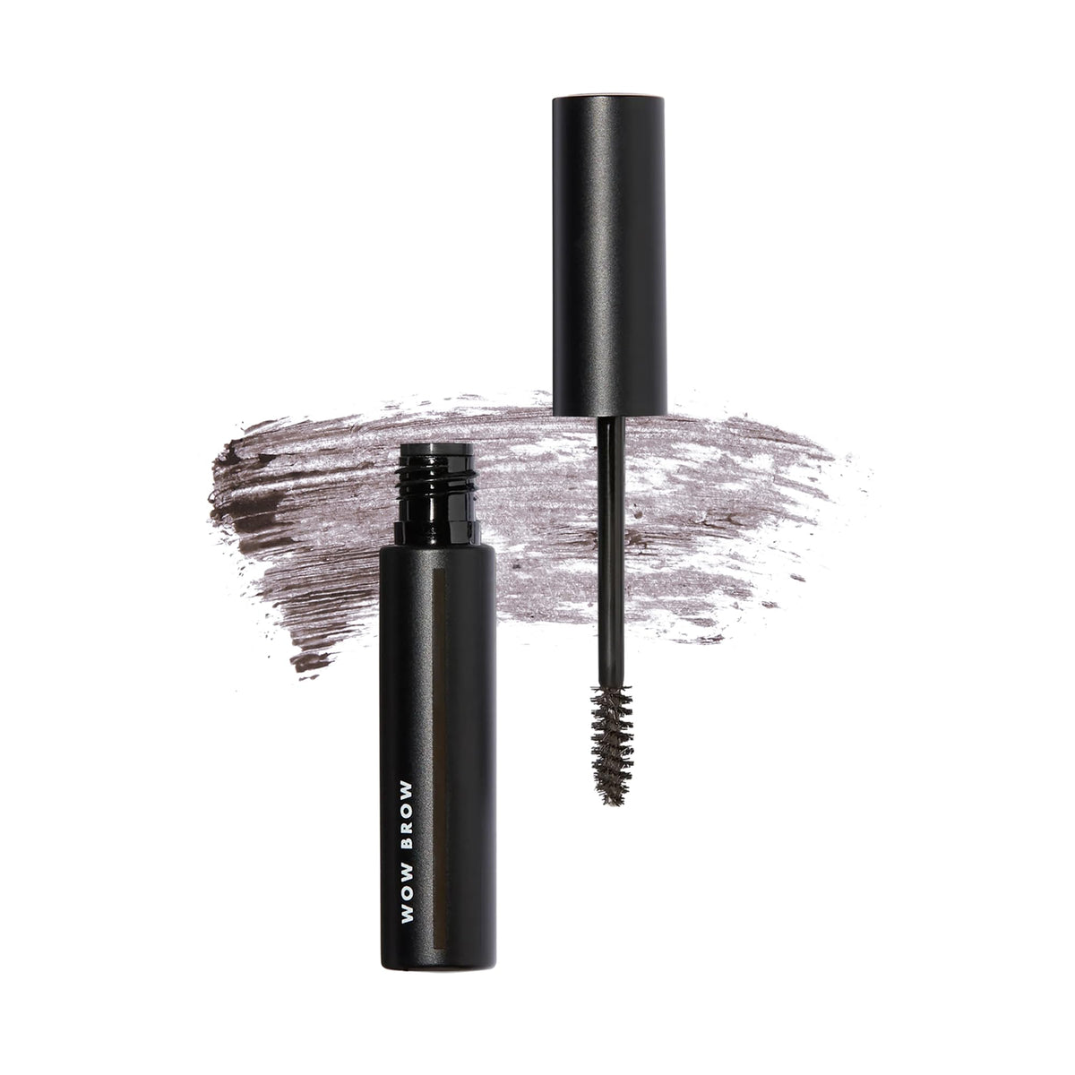 e.l.f. Wow Brow Gel en mano para definir cejas con volumen natural.