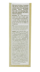 ÉMINENCE exfoliante de carbón con malaquita ofrece equilibrio emocional y calma.