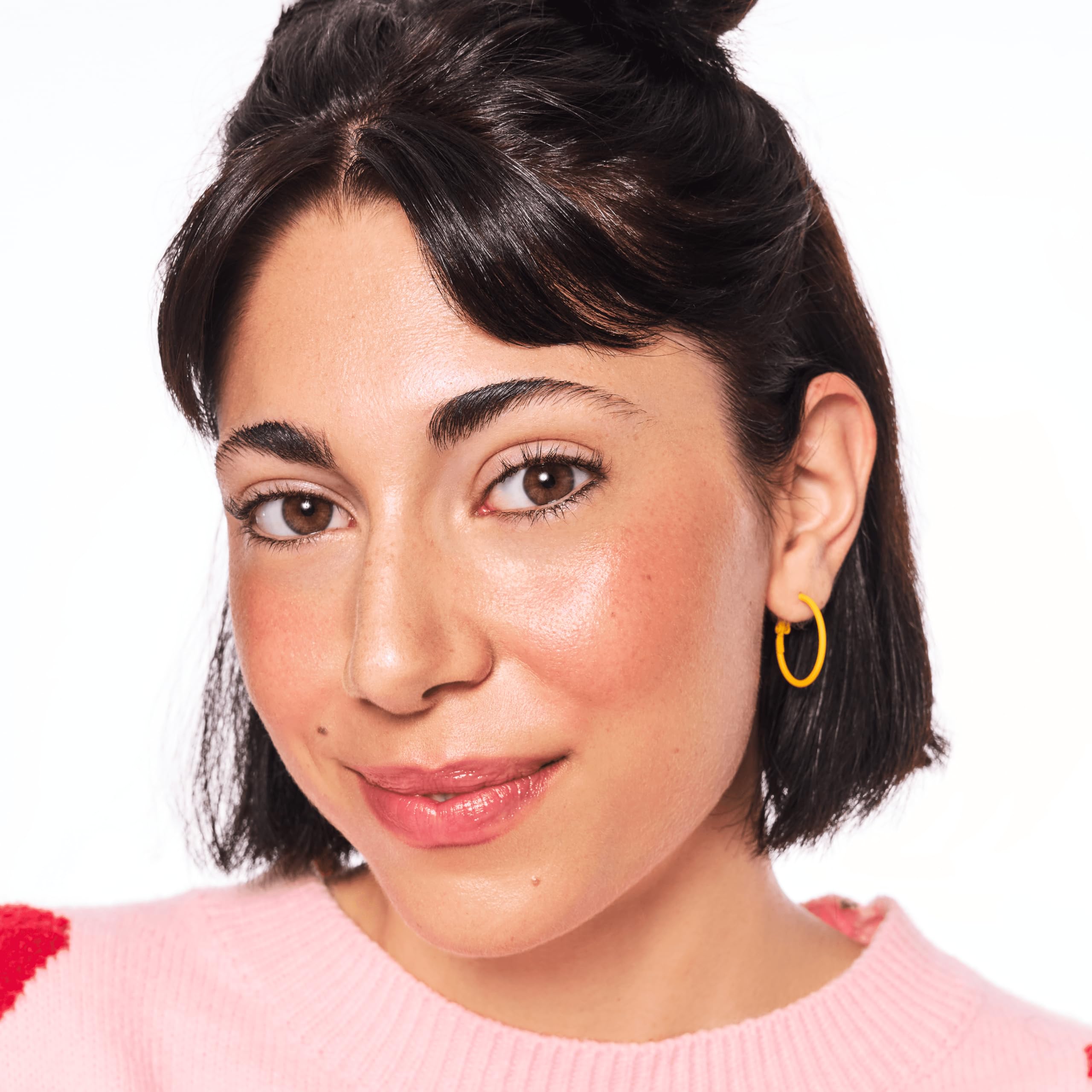 essence Baby Got Bronze Stick, uso en ojos y labios para look bronce monocromático