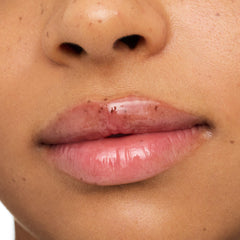 essence Hydra Kiss Lip Oil 7 tonos para elegir.