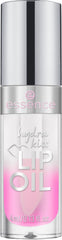 Brillo natural con Essence Hydra Kiss Lip Oil para labios sedosos.