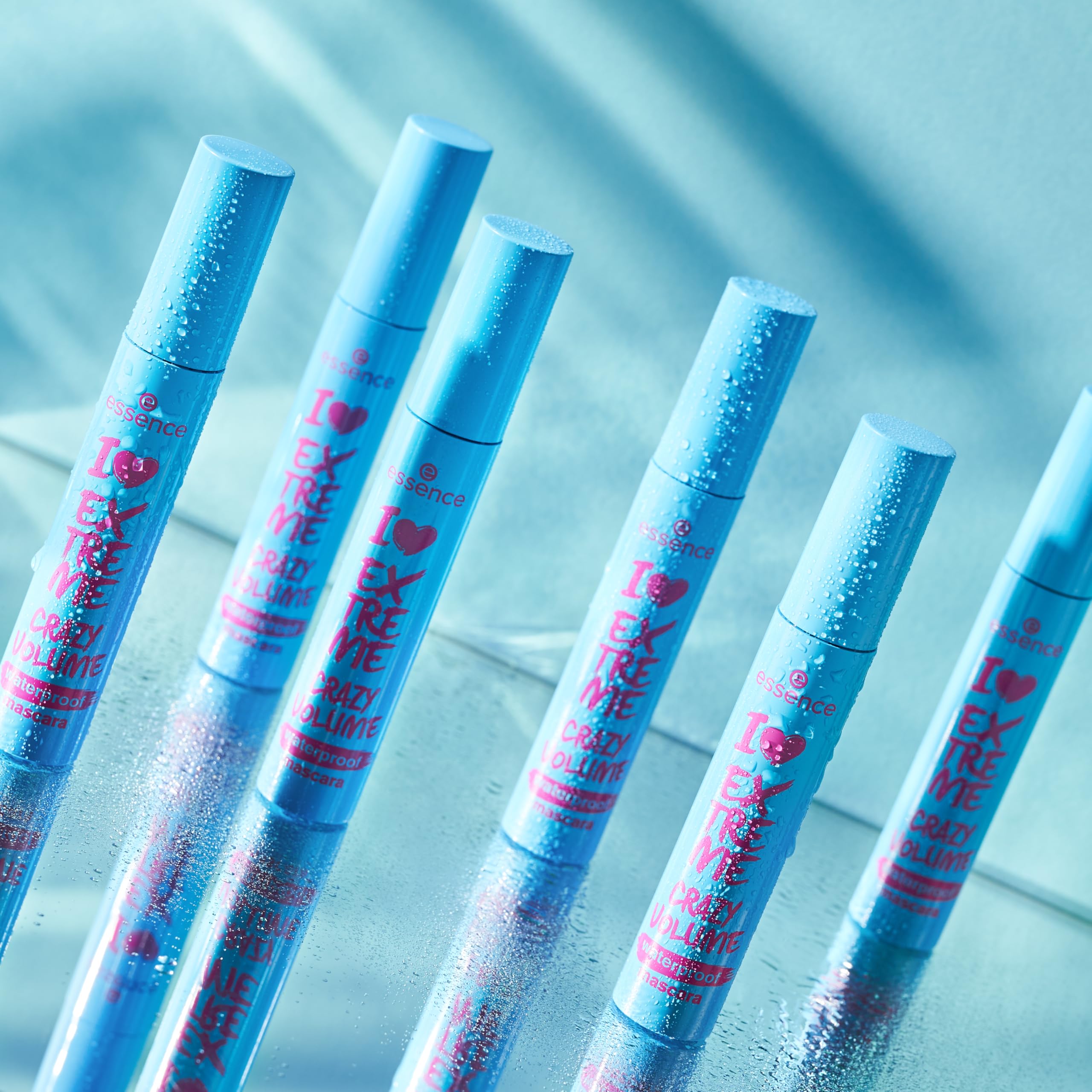 essence Mascara de volumen extremo impermeable – fabricada en Luxemburgo y libre de crueldad