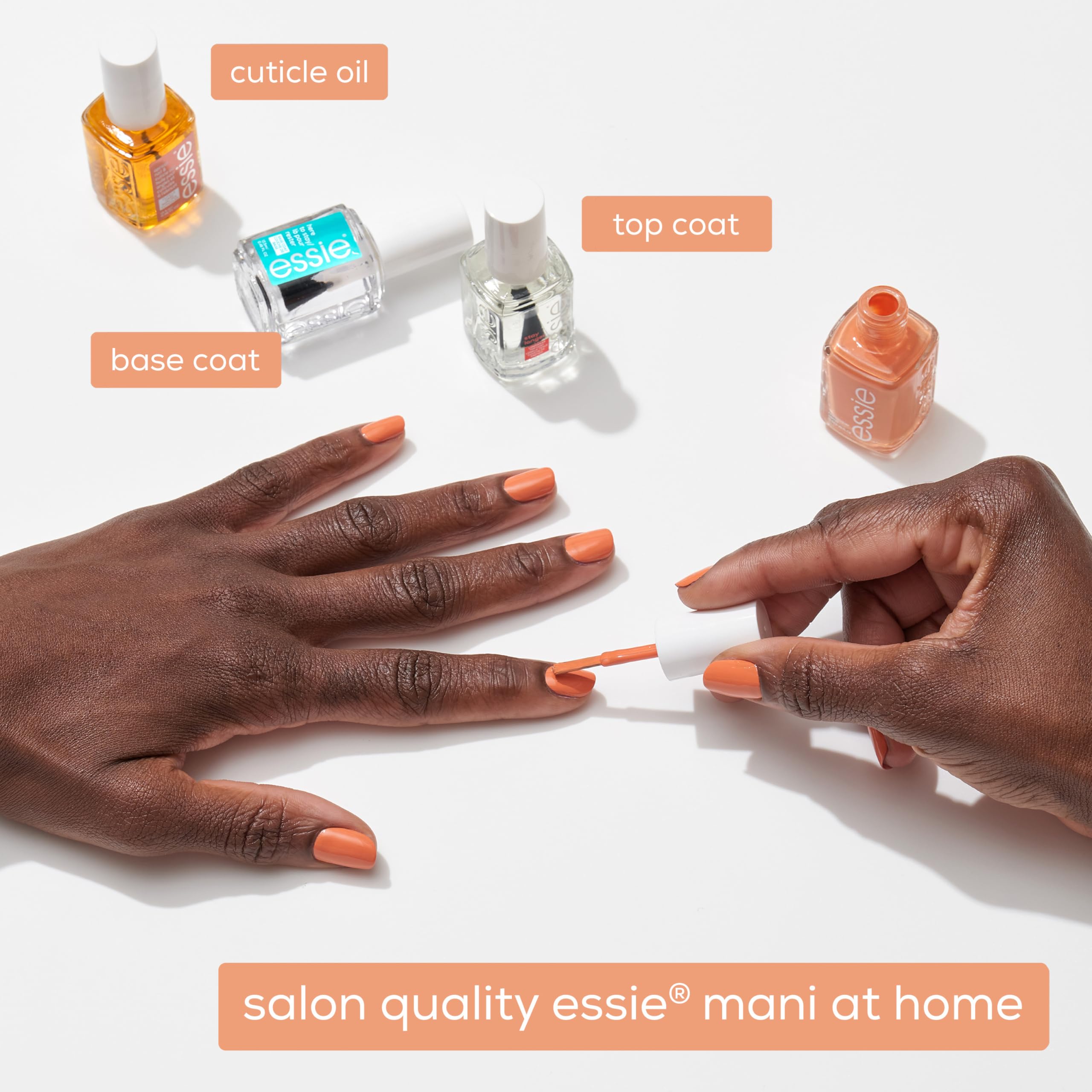 Más de mil tonos essie disponibles para combinar con estilo.