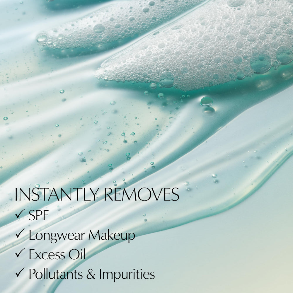 Estée Lauder DayWear Glow Boost Jelly Cleanser, incluye extracto de alga para control de grasa