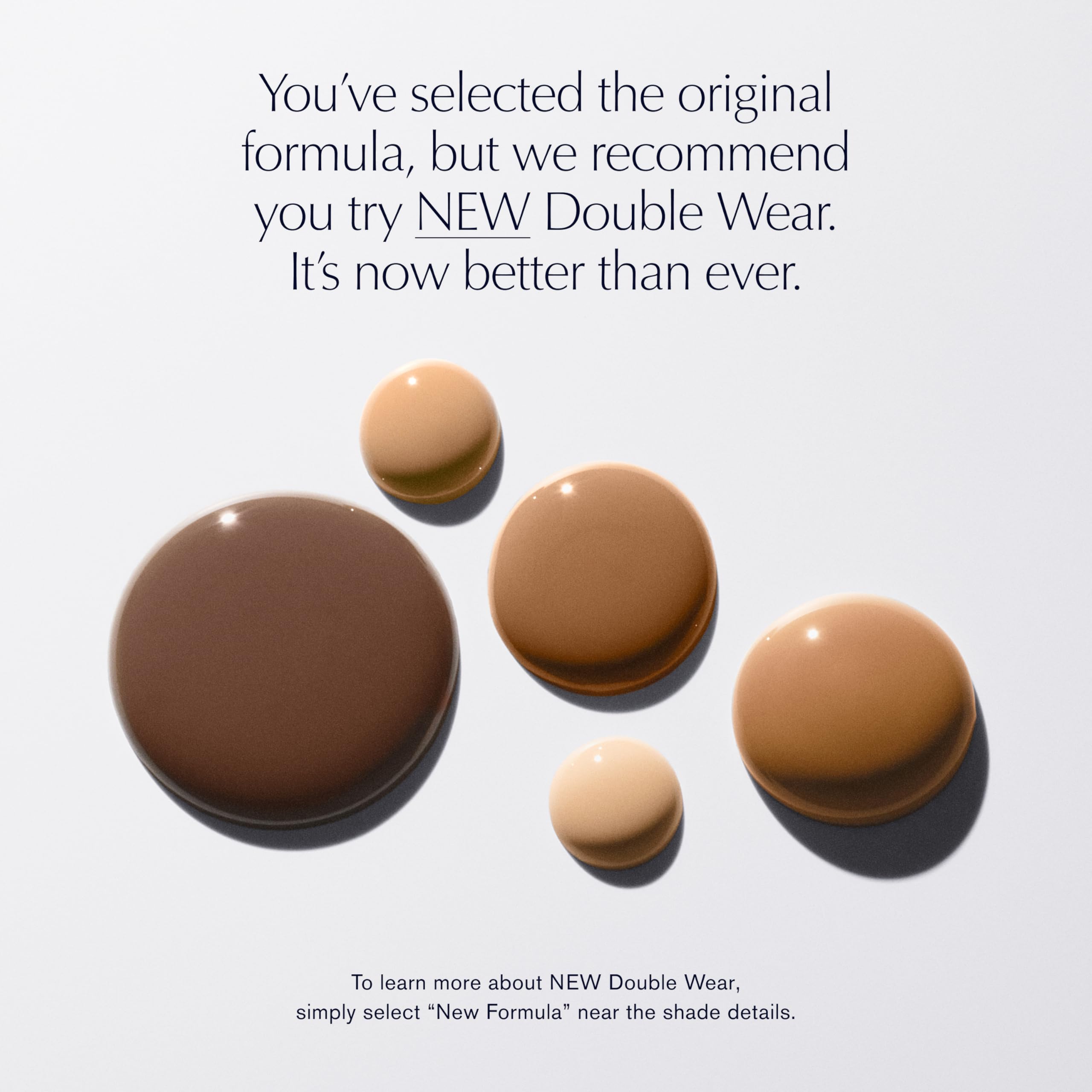 Aplicación suave de Estée Lauder Double Wear para un acabado uniforme.