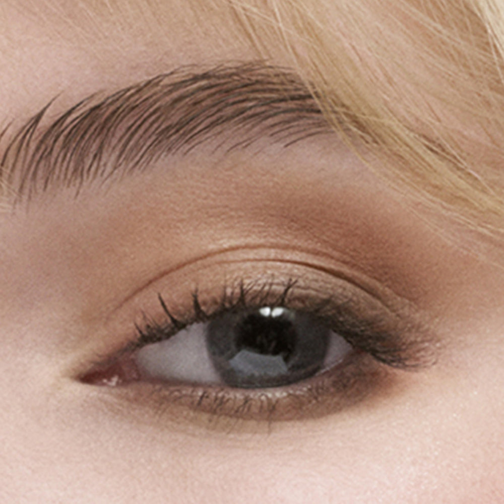 Estée Lauder Eyeshadow Quad, colores vibrantes que resisten todo el día.