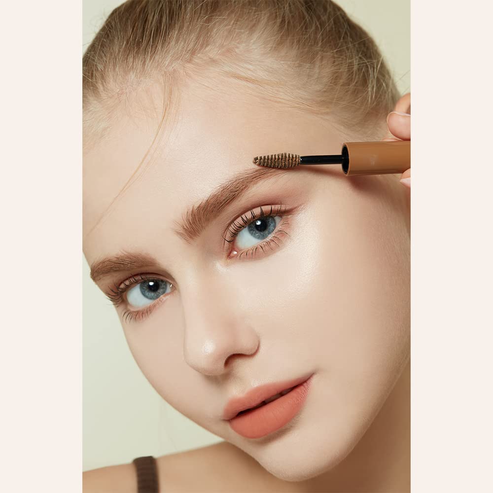 ETUDE Color My Brows sin grumos para un acabado limpio.