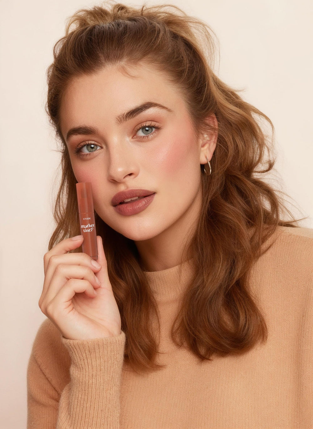 ETUDE Dear Darling Tinte Marcador acabado brillante para look jugoso.