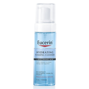 Limpieza facial con espuma hidratante diaria de Eucerin, deja piel suave y fresca.