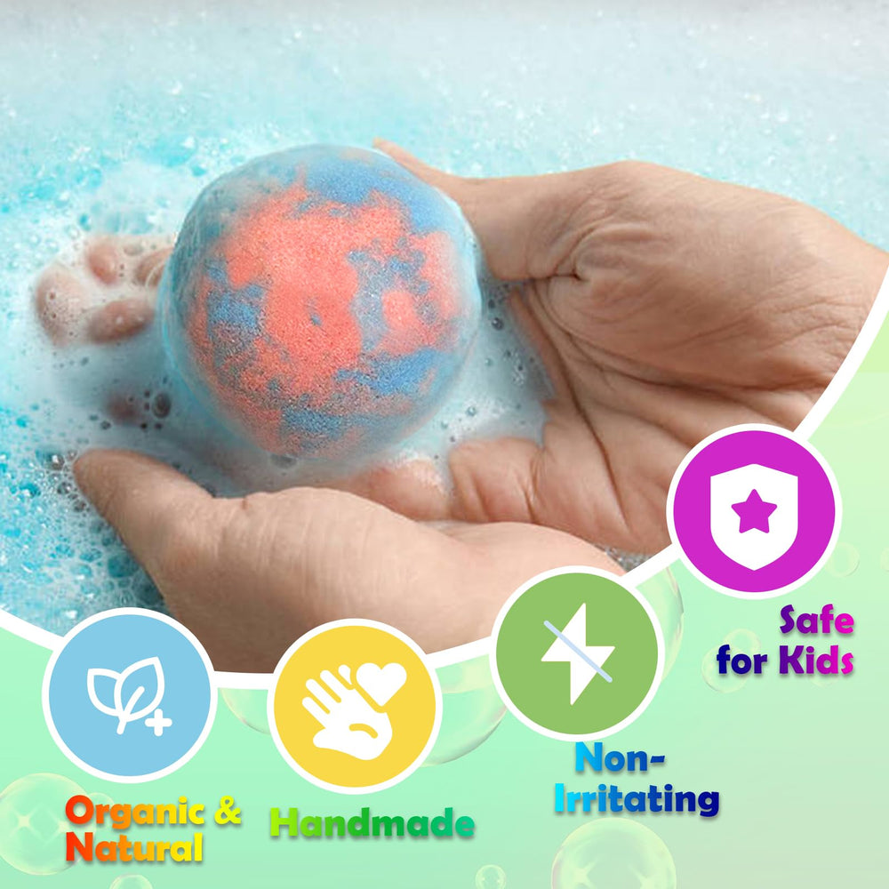 Excalla mini bañera con ducha y accesorios para juego en el baño.