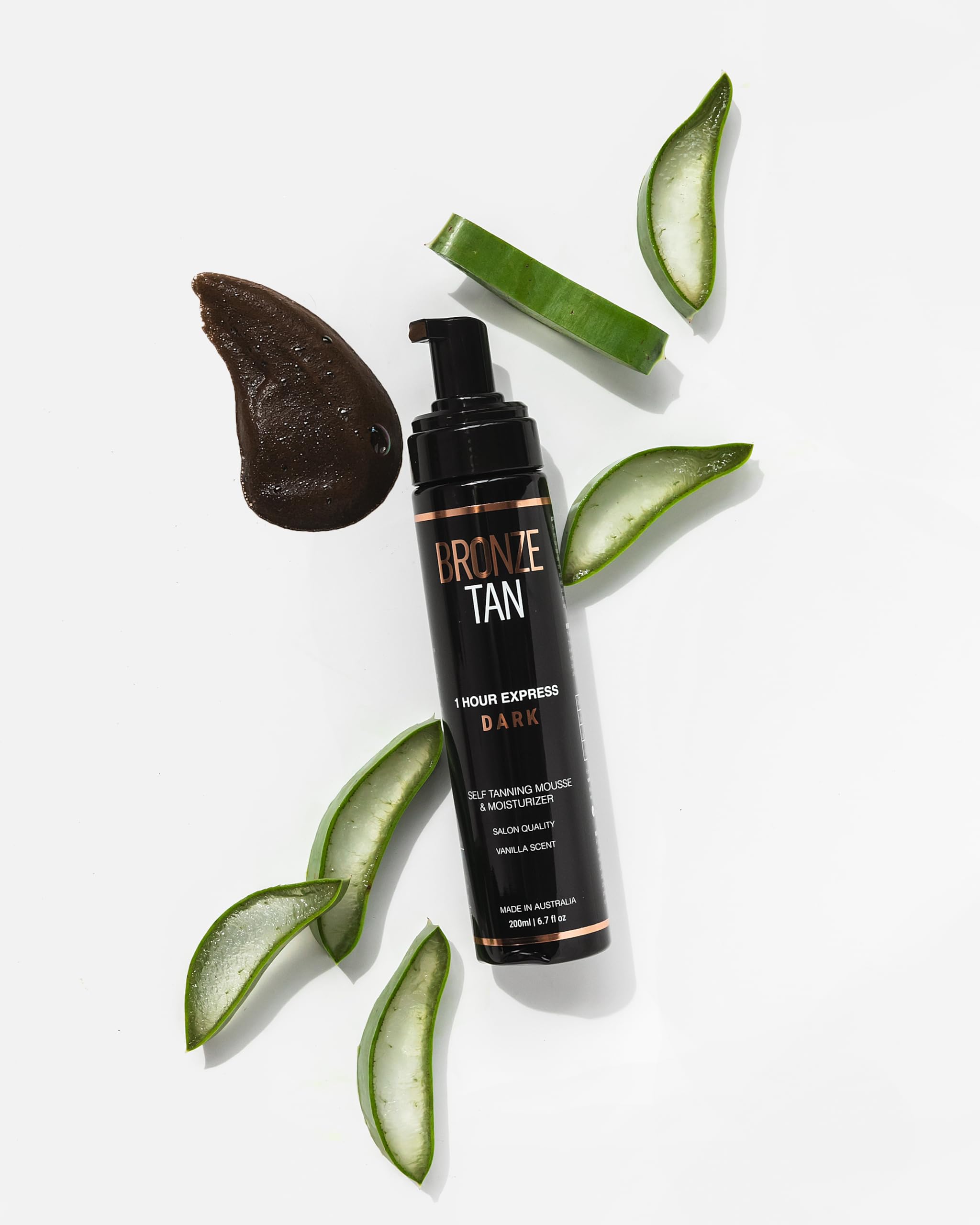 Fórmula de ingredientes naturales de Existing Beauty que hidrata la piel.