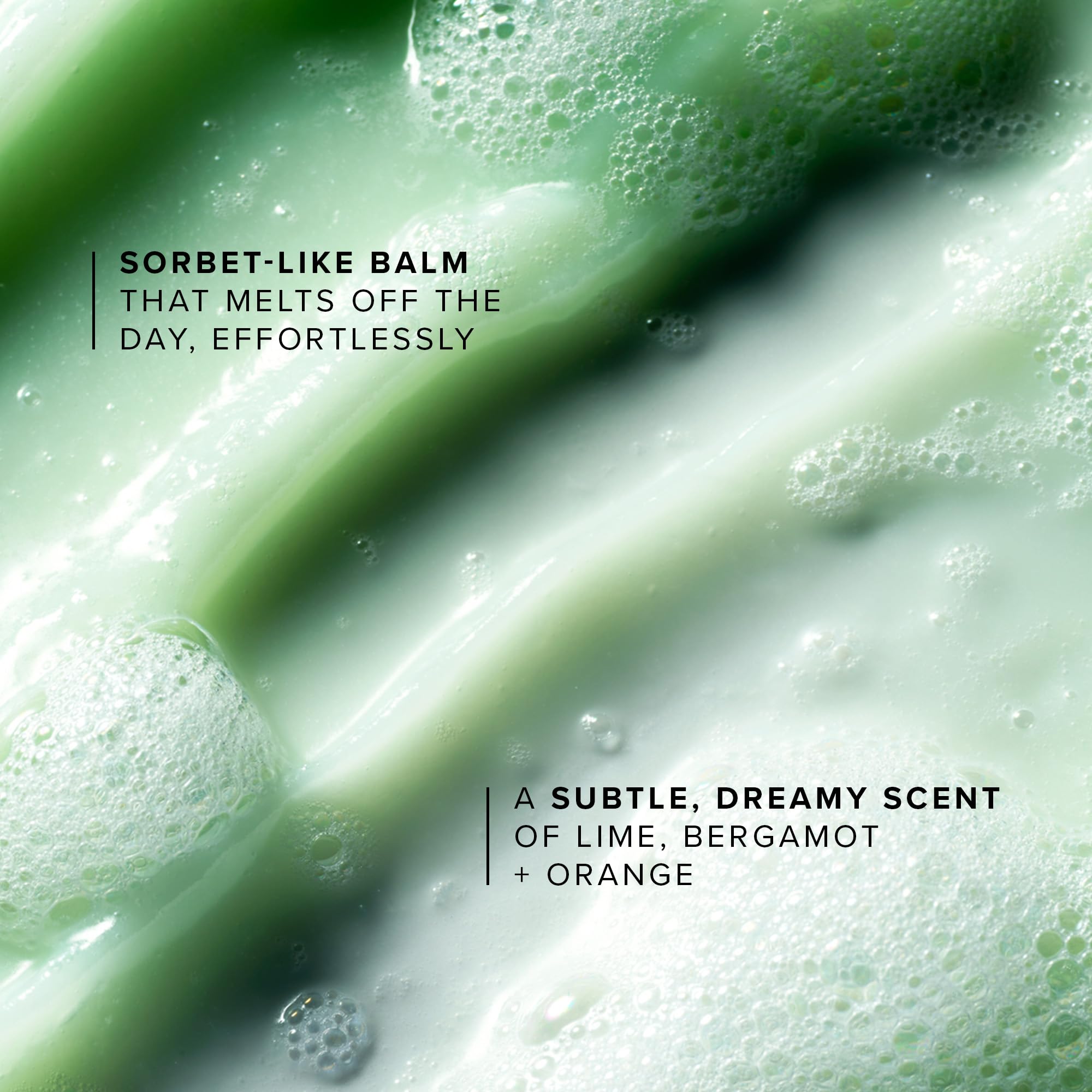 Farmacy Green Clean con papaya, limpia la piel sin resecar tras la desmaquillación.