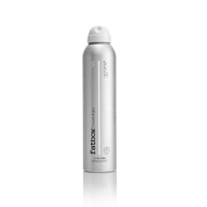 Fatboy Hair Tousle Go: frasco rociador para volumen y acabado desordenado.