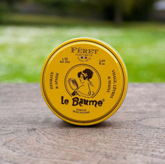 Feret Parfumeur bálsamo labial con manteca de karité y miel para hidratación diaria.